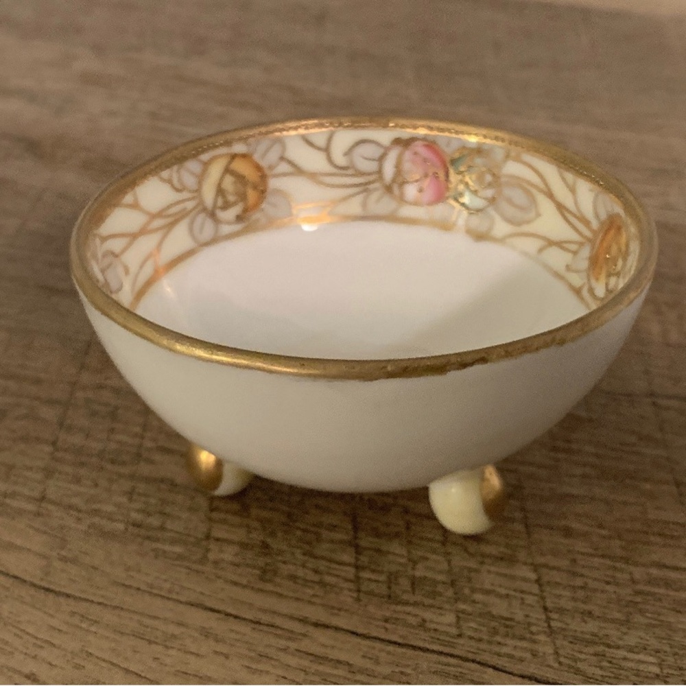 Vintage Nippon hand painted footed bowl.
